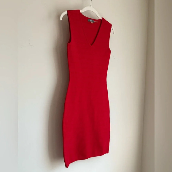Neiman Marcus Red Sleeveless Dress - Size S - Picture 10 of 10